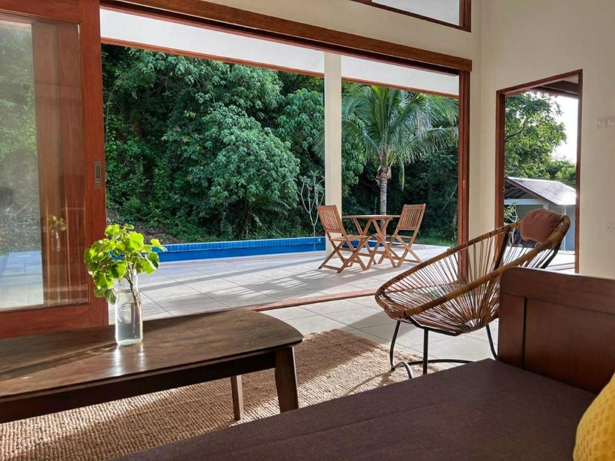 Villa Meranti - Spacious Private Pool Villa Pantai Cenang  Exterior foto